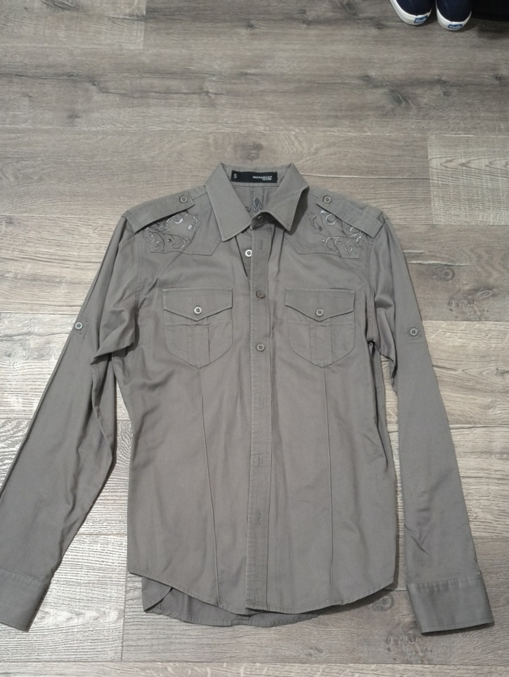 Monarchy Y2K Lightweight Gray Shirt